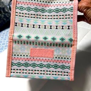 Insulated lunch bag.